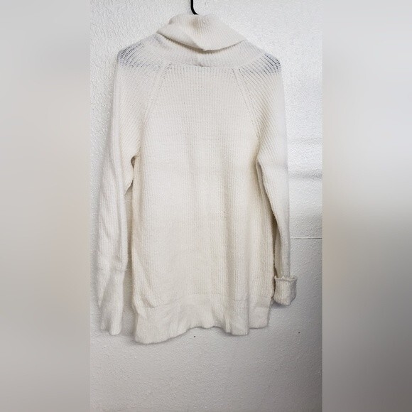 St. John's Bay Crowl Neck Sweater Size L - Picture 5 of 7